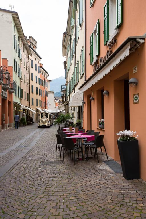 Alle Porte Riva del Garda Eksteriør bilde